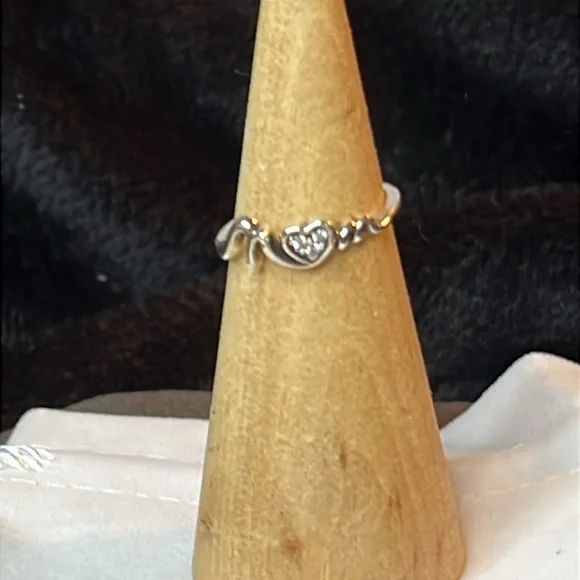 Pandoras Mom Pavé Heart Ring Sterling silver - Picture 6 of 9